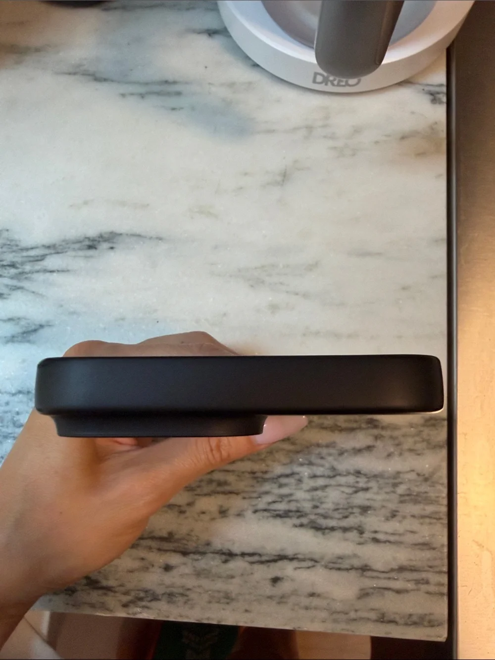 Matte Black 16 Pro Max Sleek Case